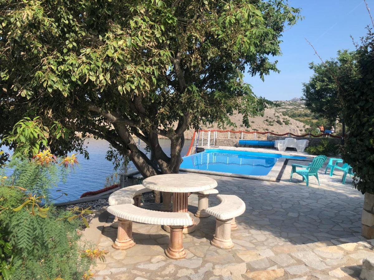 Resort Haus Toma Cesarica Kültér fotó