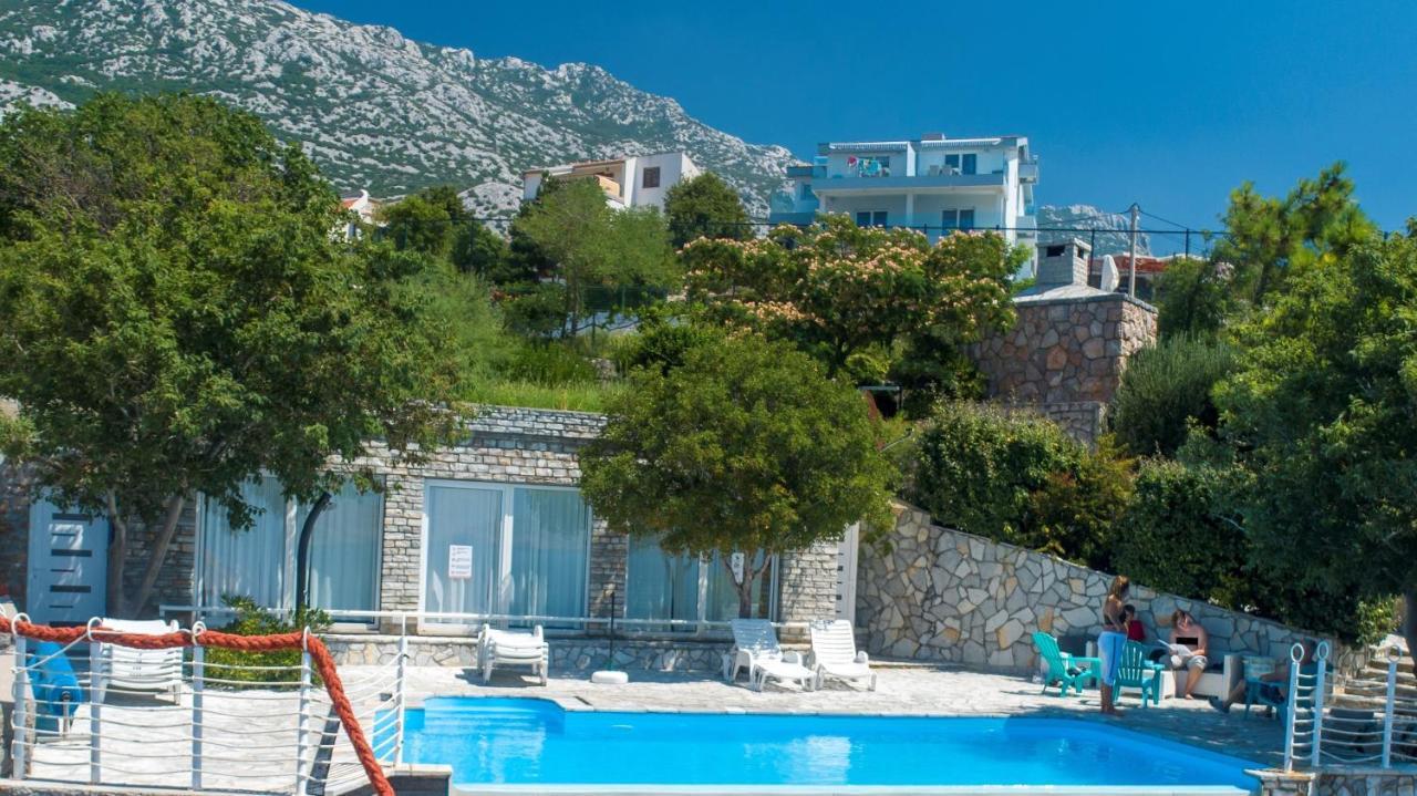 Resort Haus Toma Cesarica Kültér fotó